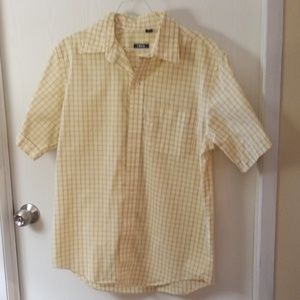 IZOD mens shirt